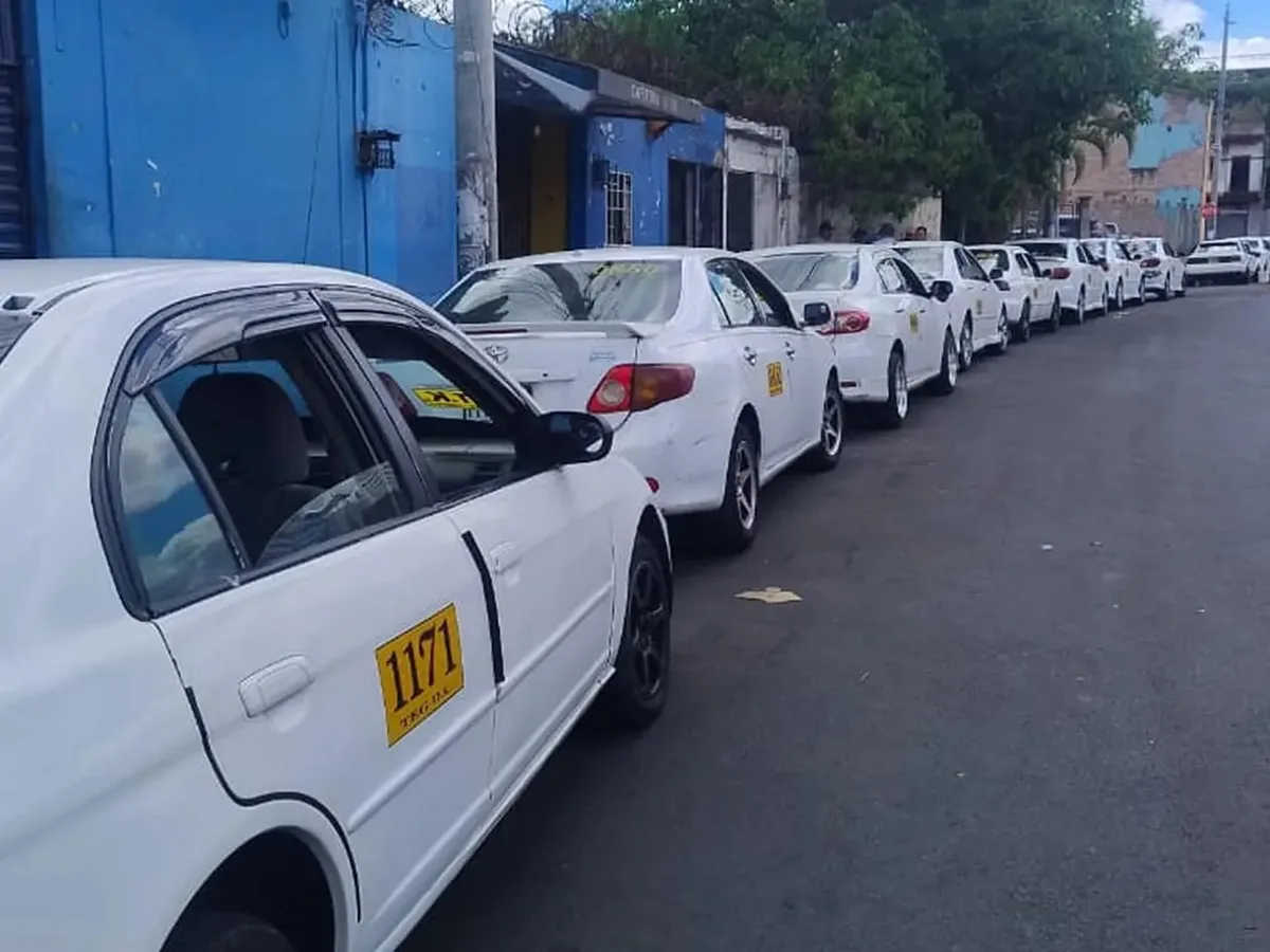 Honduras: buscan acuerdos con taxistas para evitar protestas