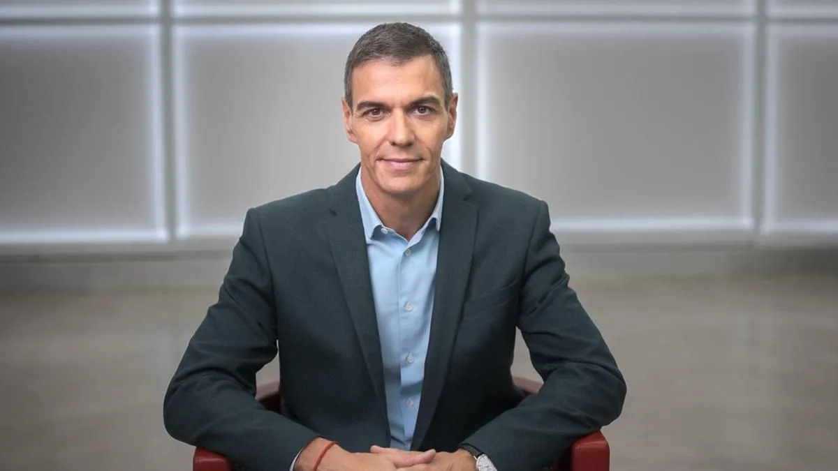 Pedro Sánchez: "Es hora de que el Parlamento se parezca a la calle y no a quienes viven en aticazos"