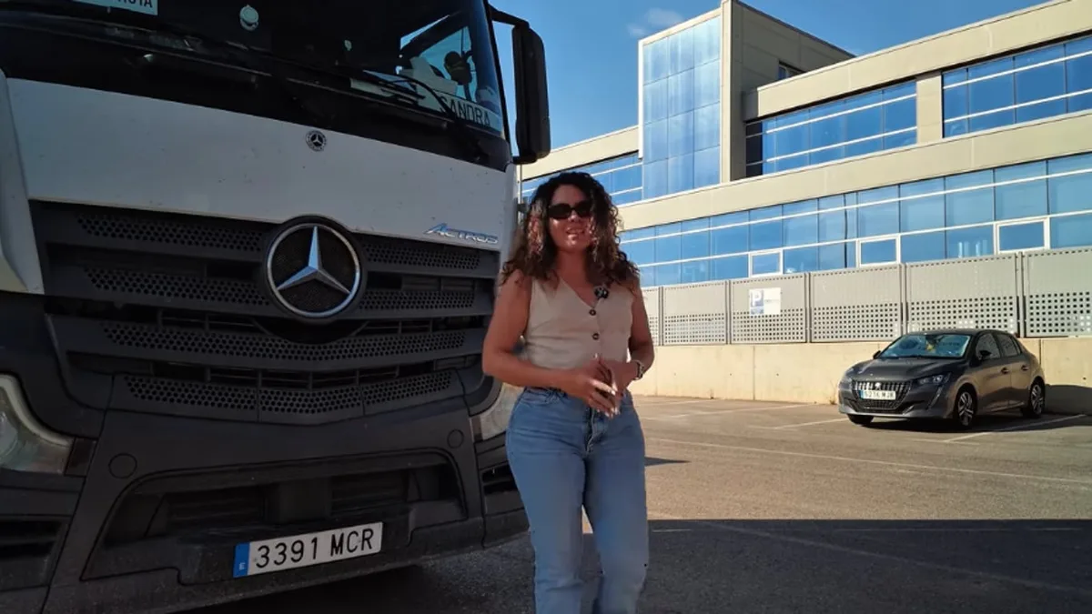 Sandra Ruiz, camionera en España: “En Venezuela era ingeniera, acá trabajo hasta 15 horas al día y conduzco 10″