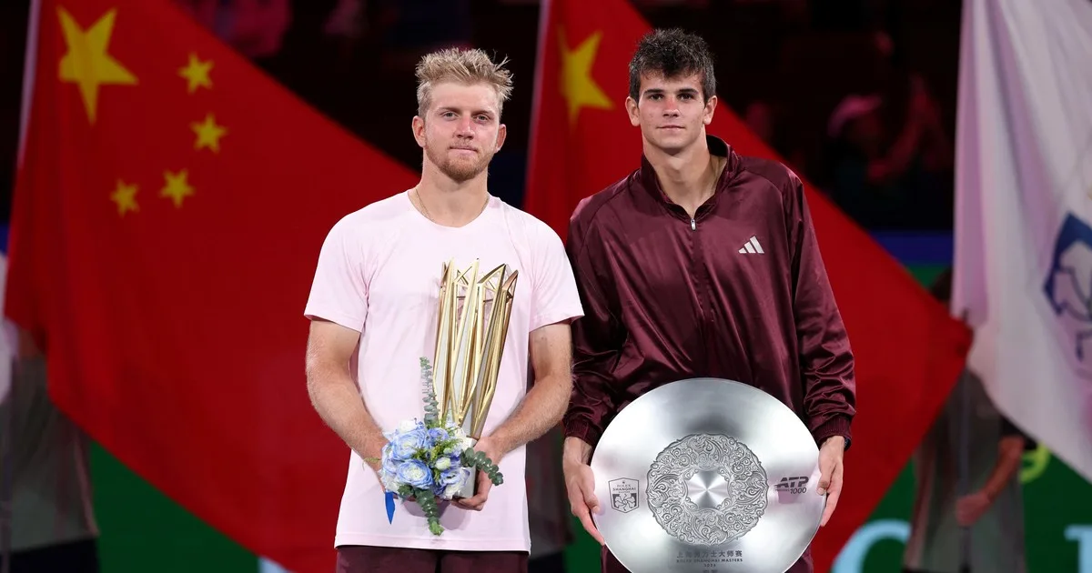 Davidovich Fokina, campeón del Masters 1000 en Shanghái con una remontada épica contra Jódar: la curiosa estatua que tendrá