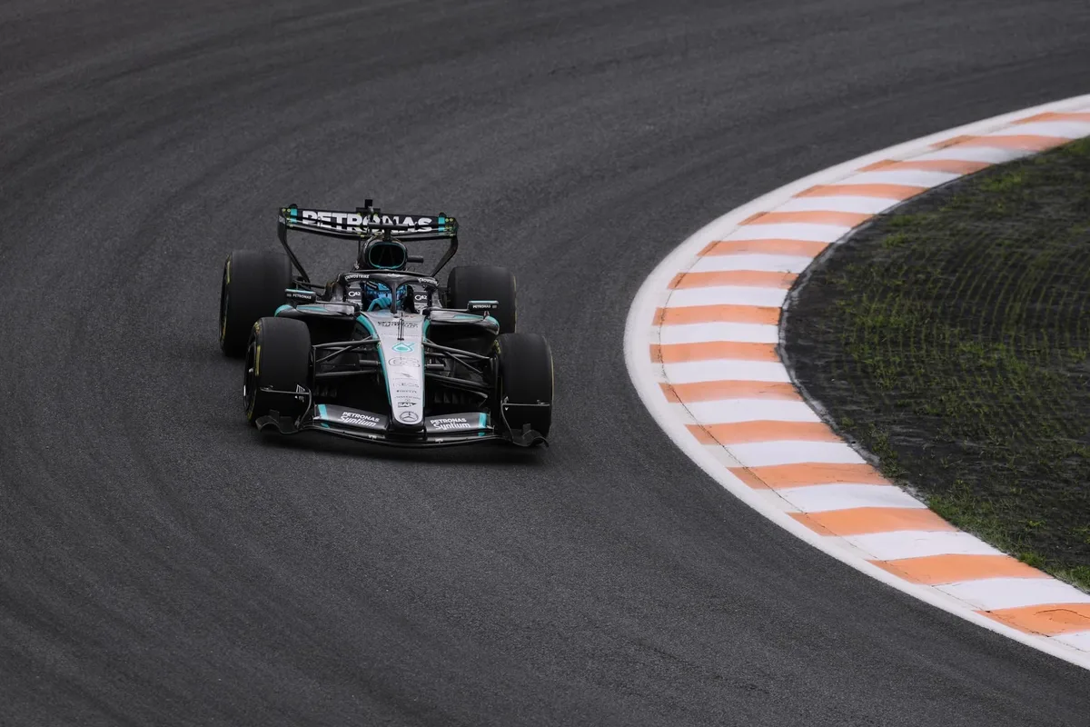 El inglés George Russell (Mercedes) se lleva una ajustada 'pole' del Sprint en Zandvoort