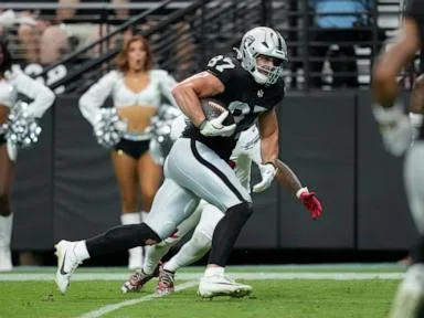 Raiders sign tight end Michael Mayer to a 3-year, $45M extension