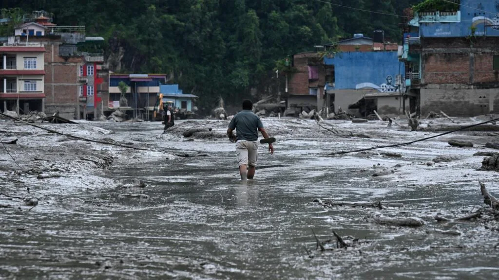 Ce que les scientifiques savent des inondations meurtrières au Népal