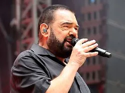 "Feindseliger Akt": Alphaville regen sich öffentlich über Festivalabsage auf