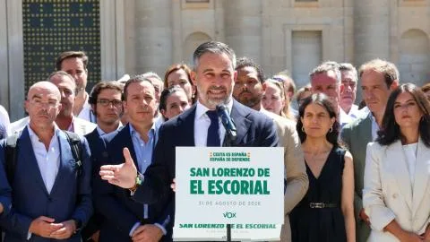 Abascal ofrece al PP unir fuerzas para que Sánchez sea juzgado por traición tras la crisis migratoria de Ceuta