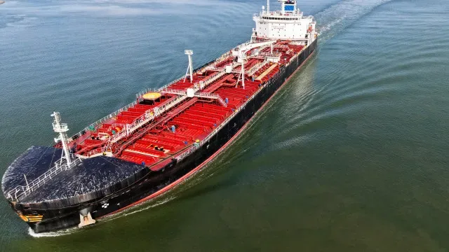 Valor das importações de petróleo dispara 55,8% no 2.º trimestre na UE