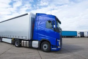 STF mantém norma que obriga transportador a contratar seguro de carga