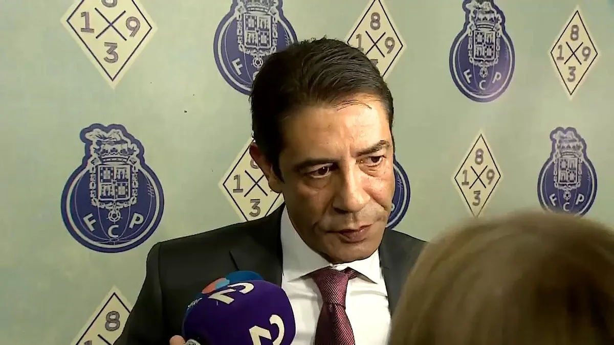 Rui Costa: "dualidade de critérios", Lenglet "não pode arriscar" e Prestianni amarelado por mostrar "cara com sangue"