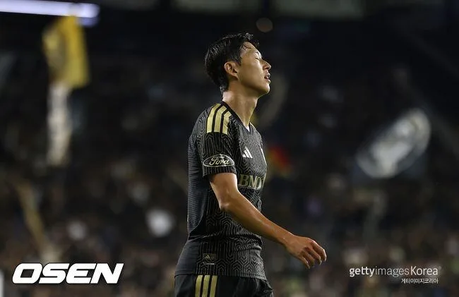 '월드컵 복귀 후 4경기 연속골→이제 6경기째 침묵' 손흥민, 9번 쏘고도 못 넣었다...LAFC도 또 무승부