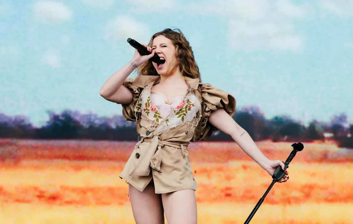 Slayyyter live at Reading 2026: pop’s star du jour blasts off
