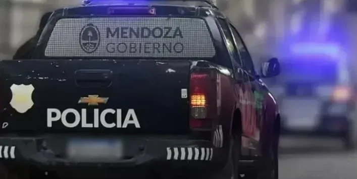 Un niño de 11 años fue baleado al quedar en medio de un tiroteo entre bandas en Mendoza