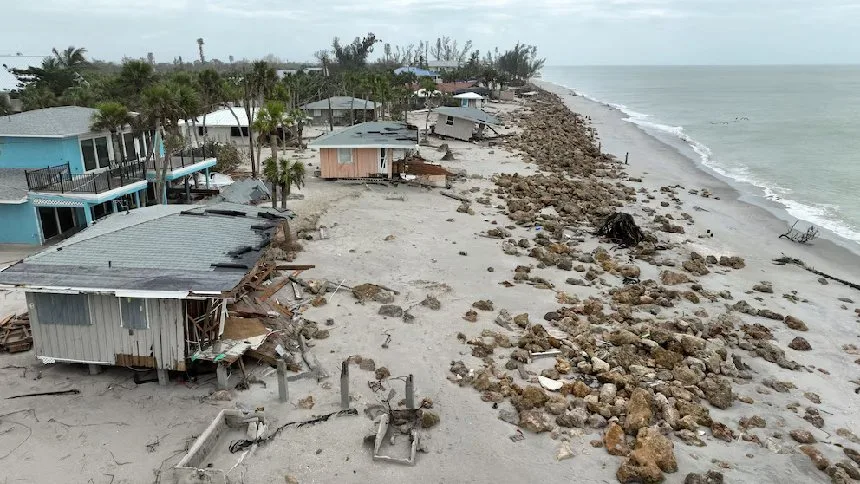 Los impactantes videos de los estragos provocados por el huracán Isaías tras tocar tierra en las costas estadounidenses