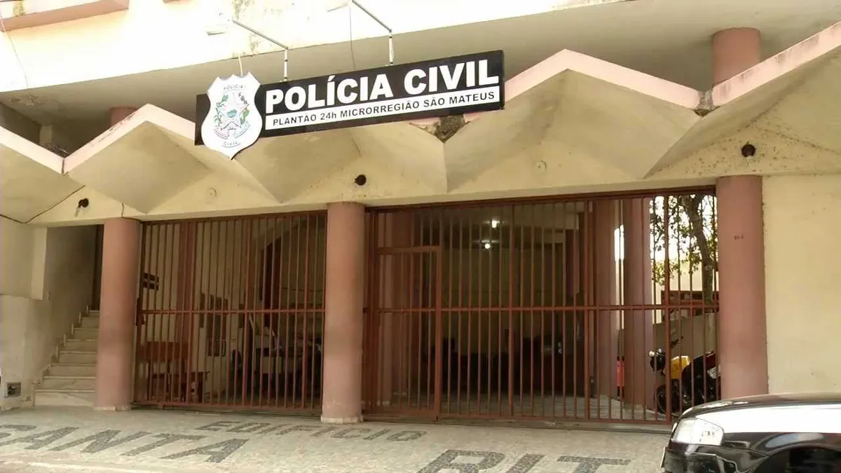 Homem invade casa para roubar, estupra mulher e tenta matá-la no ES