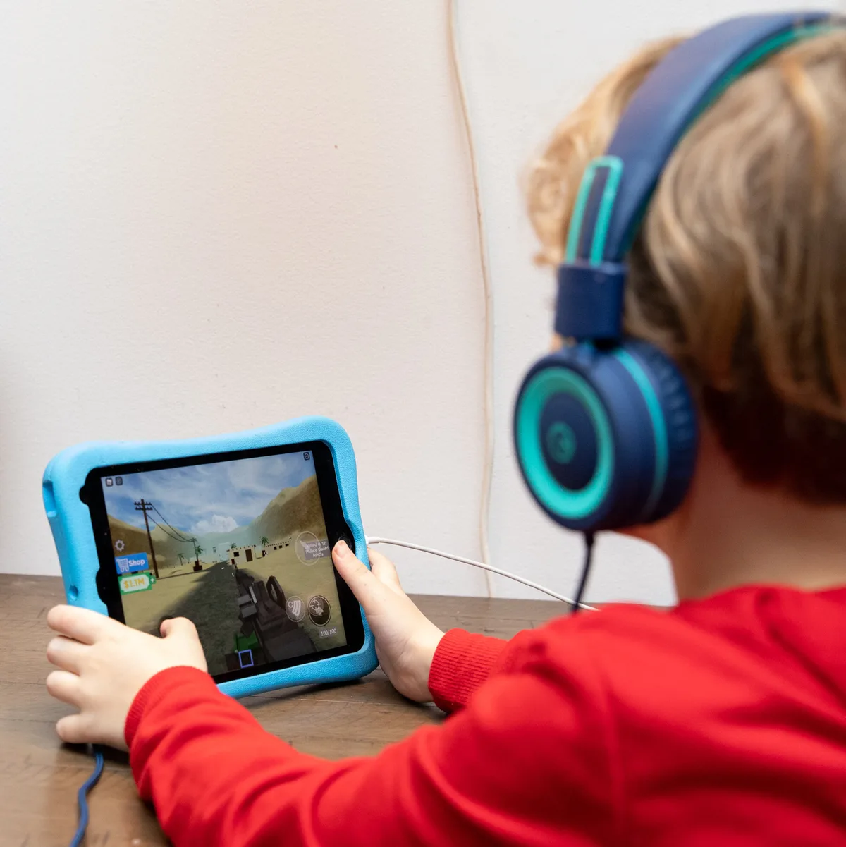 How Tech Executives Limit Their Kids’ Screen Time, and Trump’s Race to Finish His Ballroom