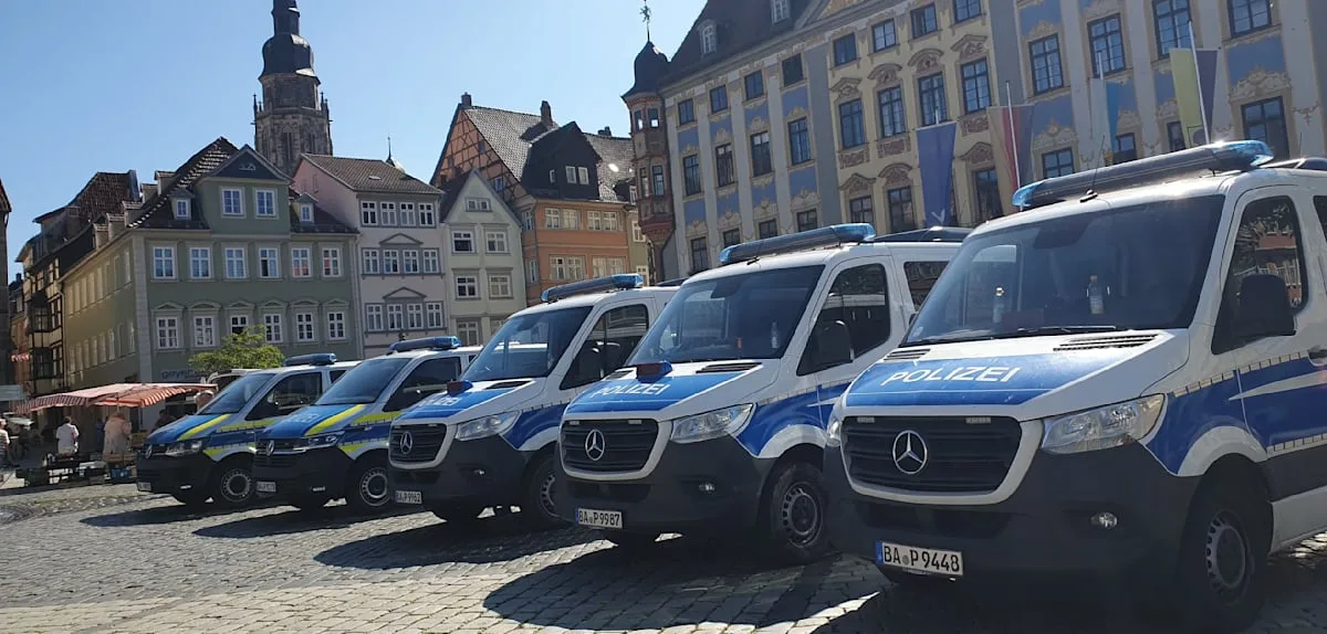 Vermummter soll Privatparty gestürmt und Mann getötet haben – Tatverdächtiger festgenommen