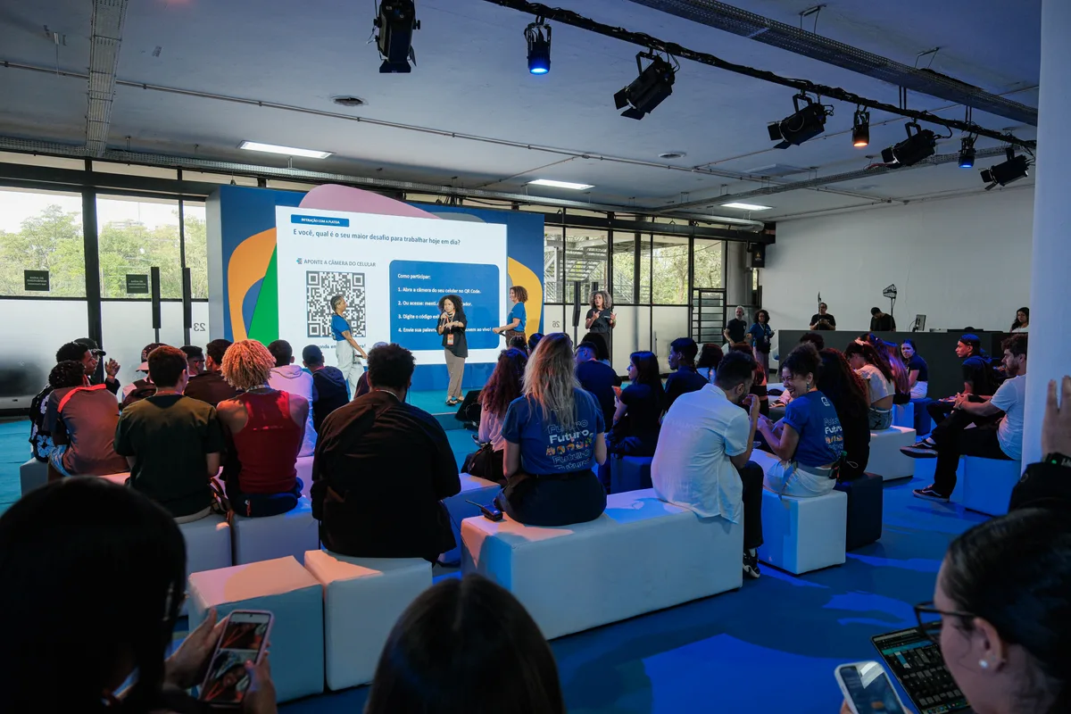 Estudo revela desafios e expectativas dos jovens no mundo do trabalho