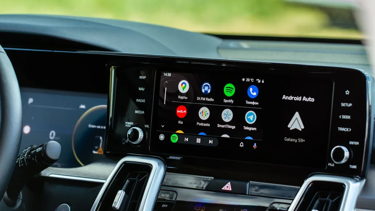 Android Auto : le compteur de vitesse permanent arrive enfin, même sans destination