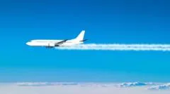 AI to help planes avoid climate-warming vapour trails