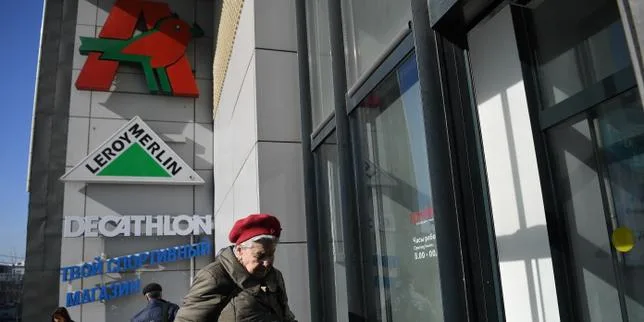 Le Kremlin confisque les actifs russes d’Auchan, de Leroy Merlin et Nestlé
