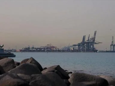 WATCH: Oil prices rise after attacks on key Middle East shipping routes