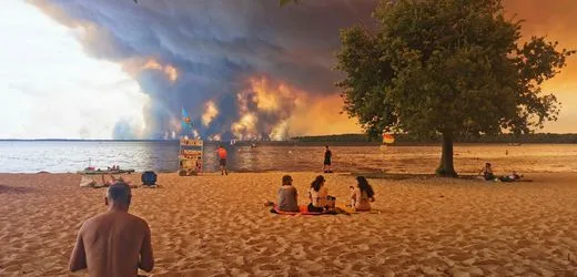 Urlaub in der Klimakrise: Wenn Hitze, Feuer und Algen die Reise verändern