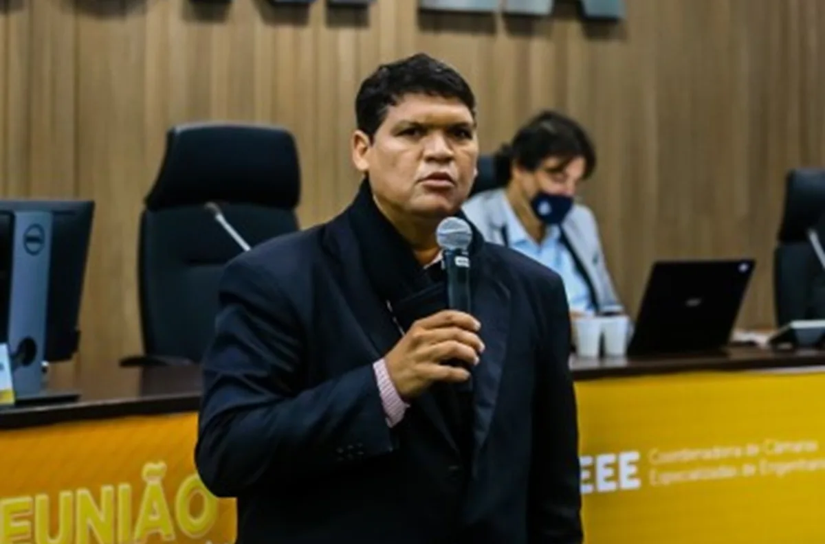 Mailson da Silva Neto, candidato ao Senado pelo PCO, não declara bens ao TSE