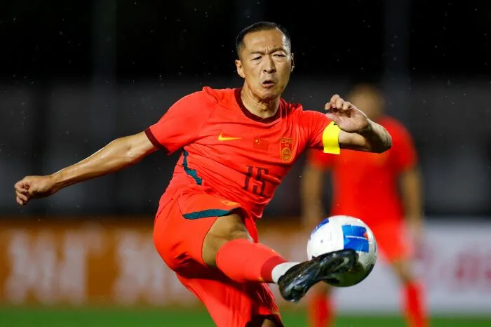 '그런다고 달라질까' 中축구 대흥분! '대륙의 모드리치', A대표팀 복귀 '시사'...'돌아와줘' 팬 게시물에 '좋아요' 꾸욱