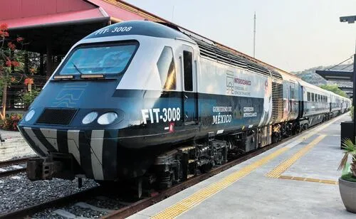 Fallas de infraestructura y pocos usuarios asfixian al Tren Interoceánico; opera con subsidios de 97%