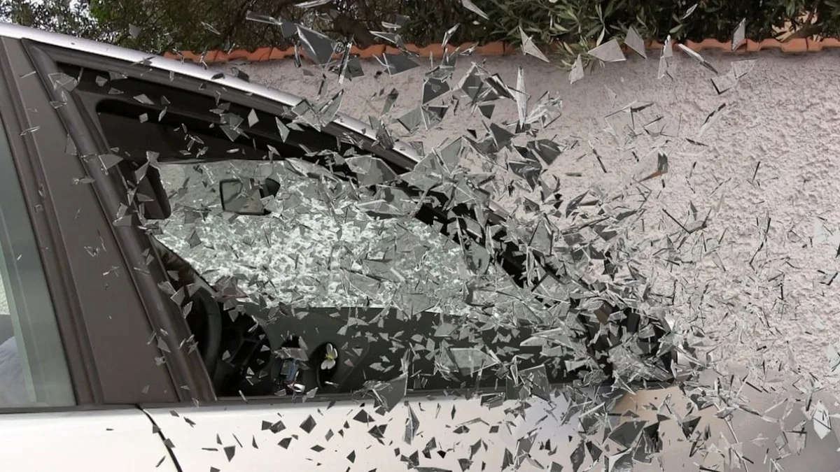 4 Dead After Speeding Truck Rams Car On UP Highway