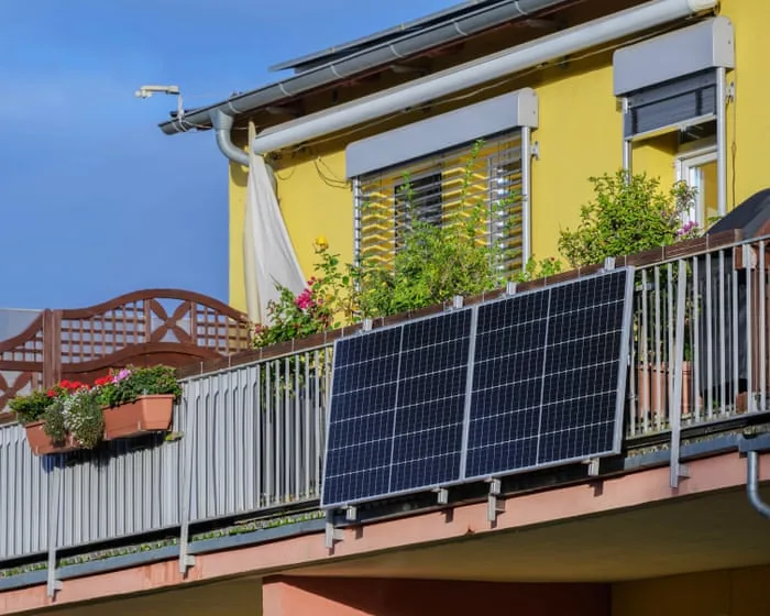 Plug-in solar panels could save households up to $370 a year – if Australia made them legal as in the UK