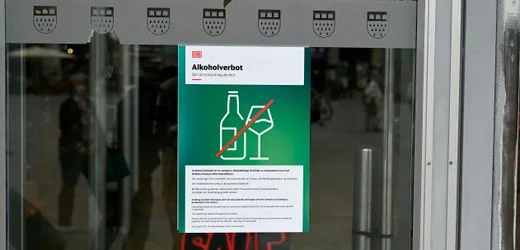 Deutsche Bahn: An Bahnhöfen gilt jetzt bundesweit ein Alkoholverbot – was bedeutet das?