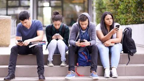 ¿Las redes sociales nos hacen infelices? Un estudio en 97 países da una respuesta inesperada