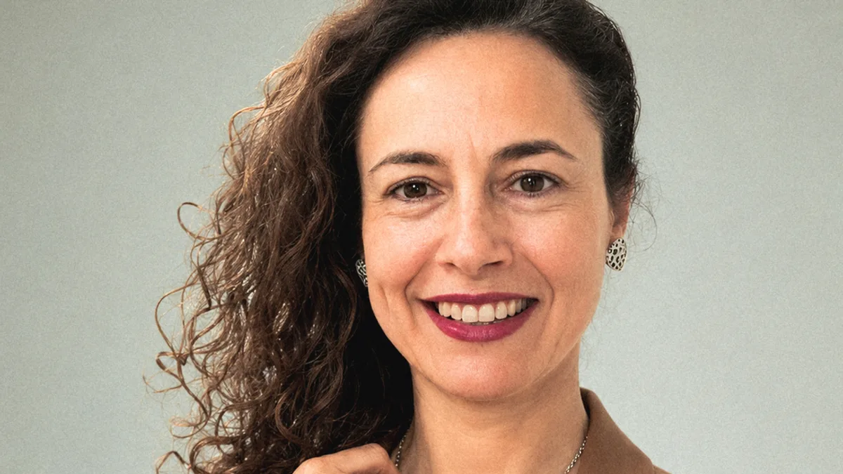 ¿Regañar a tu hijo delante de todos o callarte? La psicóloga Sonia Martínez tiene la respuesta: "Intervenir no significa perder los nervios"