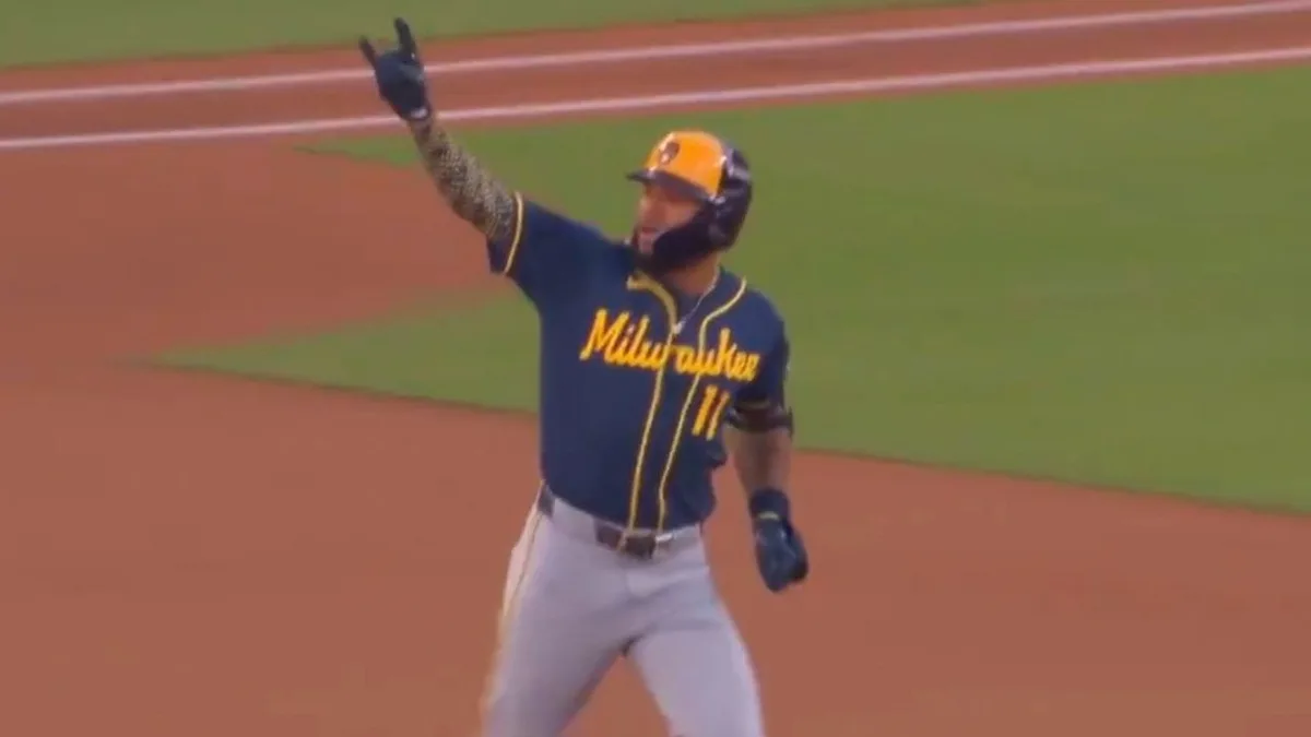 Brewers’ Chourio ambushes Snell with homer on first pitch in Game 3