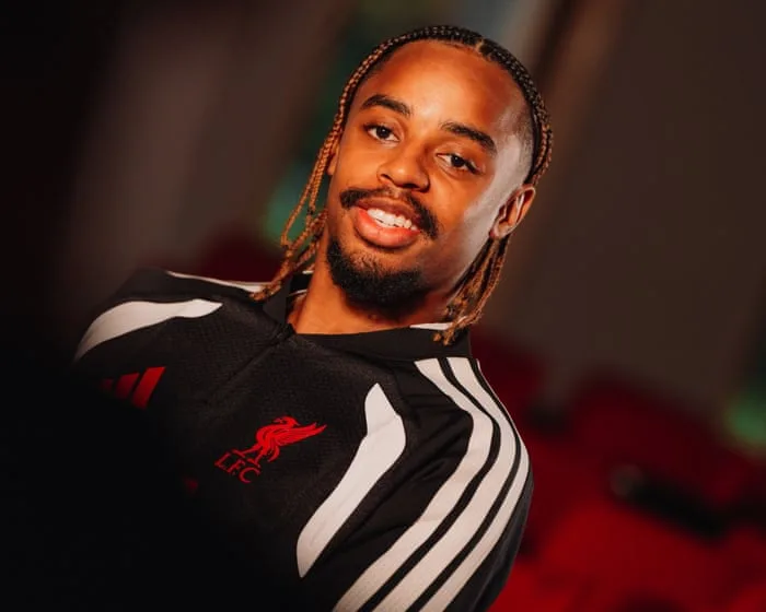 Football transfer deadline day looms: Liverpool sign Barcola, Chelsea target Koné – as it happened