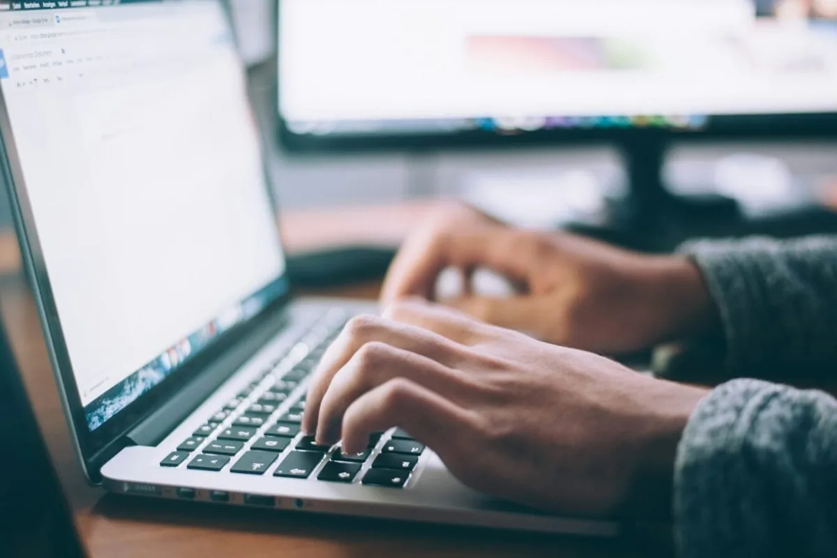 Windows 11 : cette nouveauté va protéger votre micro et votre webcam des apps indiscrètes