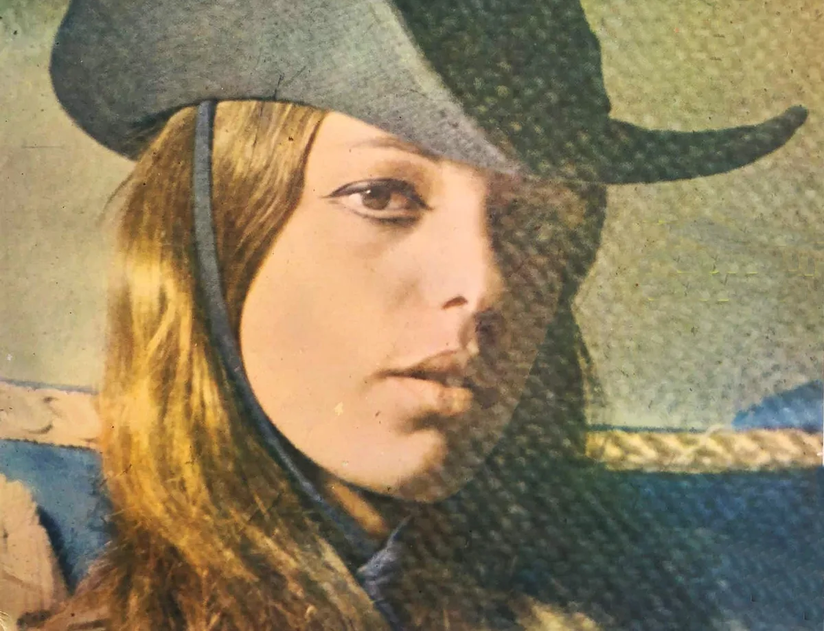 Voz etérea de 'Teletema', Regininha deixa álbum gravado com a Turma da Pilantragem e música na discografia de Roberto Carlos ao morrer aos 81 anos
