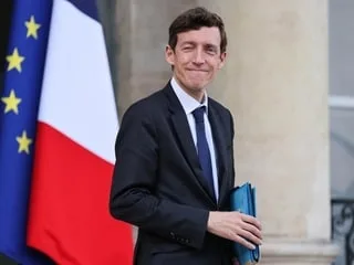 Présidentielle : le ministre de l’Éducation interdit aux candidats de faire campagne auprès des élèves