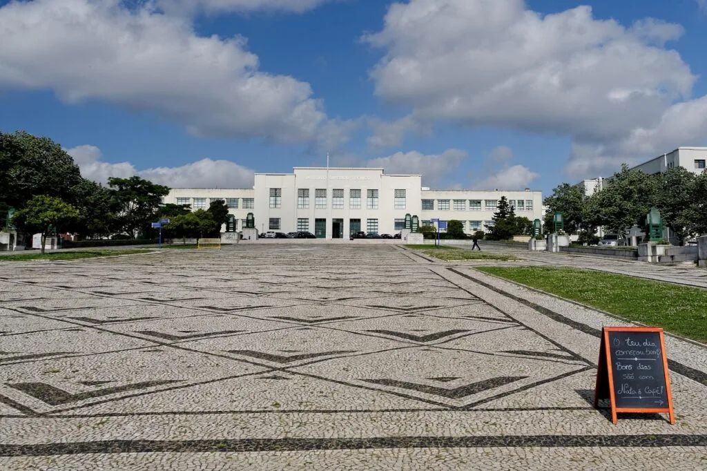 Técnico enche 18 das 20 licenciaturas e tem seis cursos com a nota mais alta