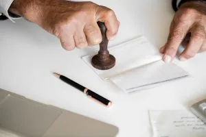 STJ livra donos de cartórios de contribuir com o salário-educação
