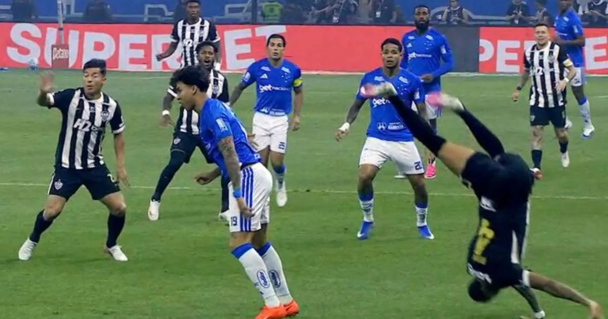 Ruan Tressoldi recusa aperto de mão de Kaio Jorge antes de clássico; veja vídeo