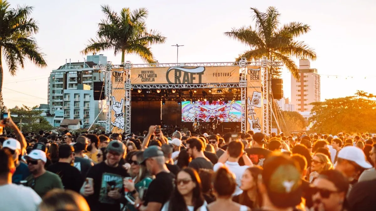Festival em Florianópolis vai reunir 150 rótulos de chope artesanal, 9 atrações musicais e 14 operações gastronômicas neste fim de semana