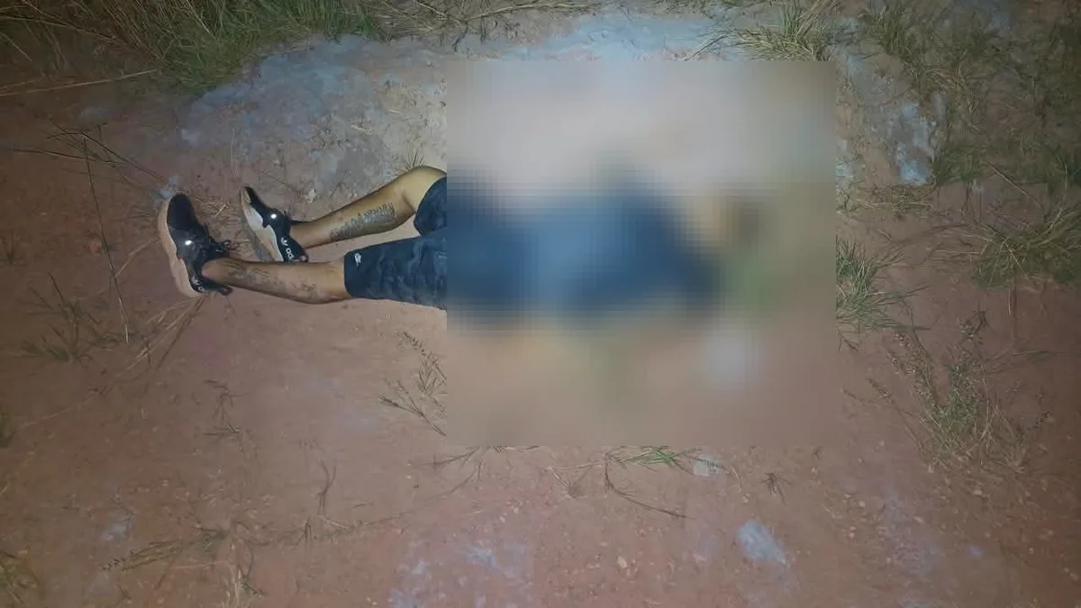 Em motocicleta: Homem é executado com sete tiros após partida de futebol