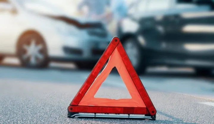 GNR alerta: burlões simulam acidentes para roubar dinheiro e cartões bancários