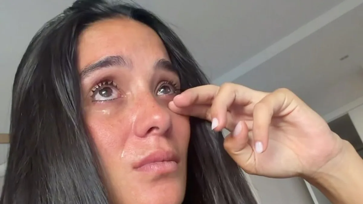 Claudia Martínez, entre lágrimas, confiesa su mayor miedo ante la llegada de su bebé: "Es inevitable sentir una especie de duelo"