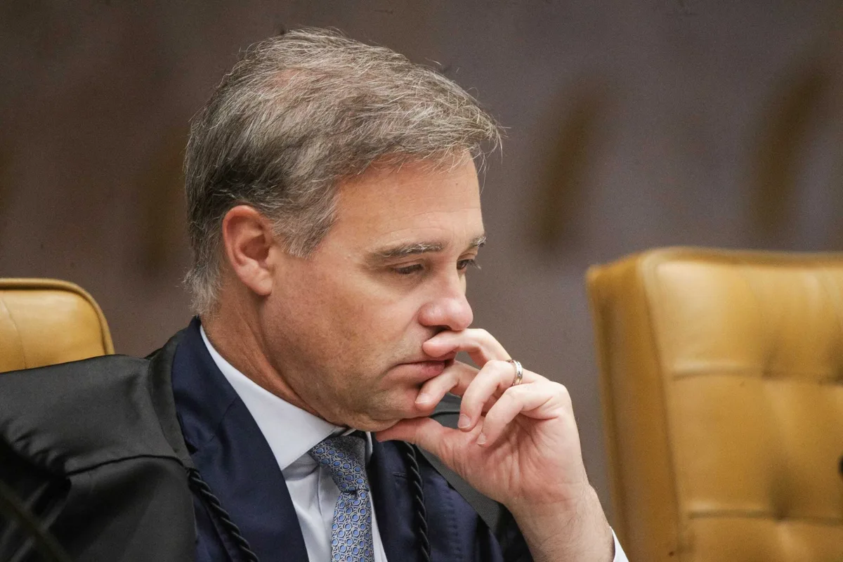 Mensagens de Vorcaro a Moraes: Mendonça quer levar caso ao plenário do STF