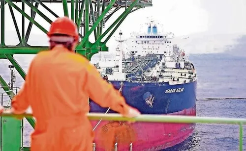 Barril de petróleo mexicano alcanza los 107.51 dólares