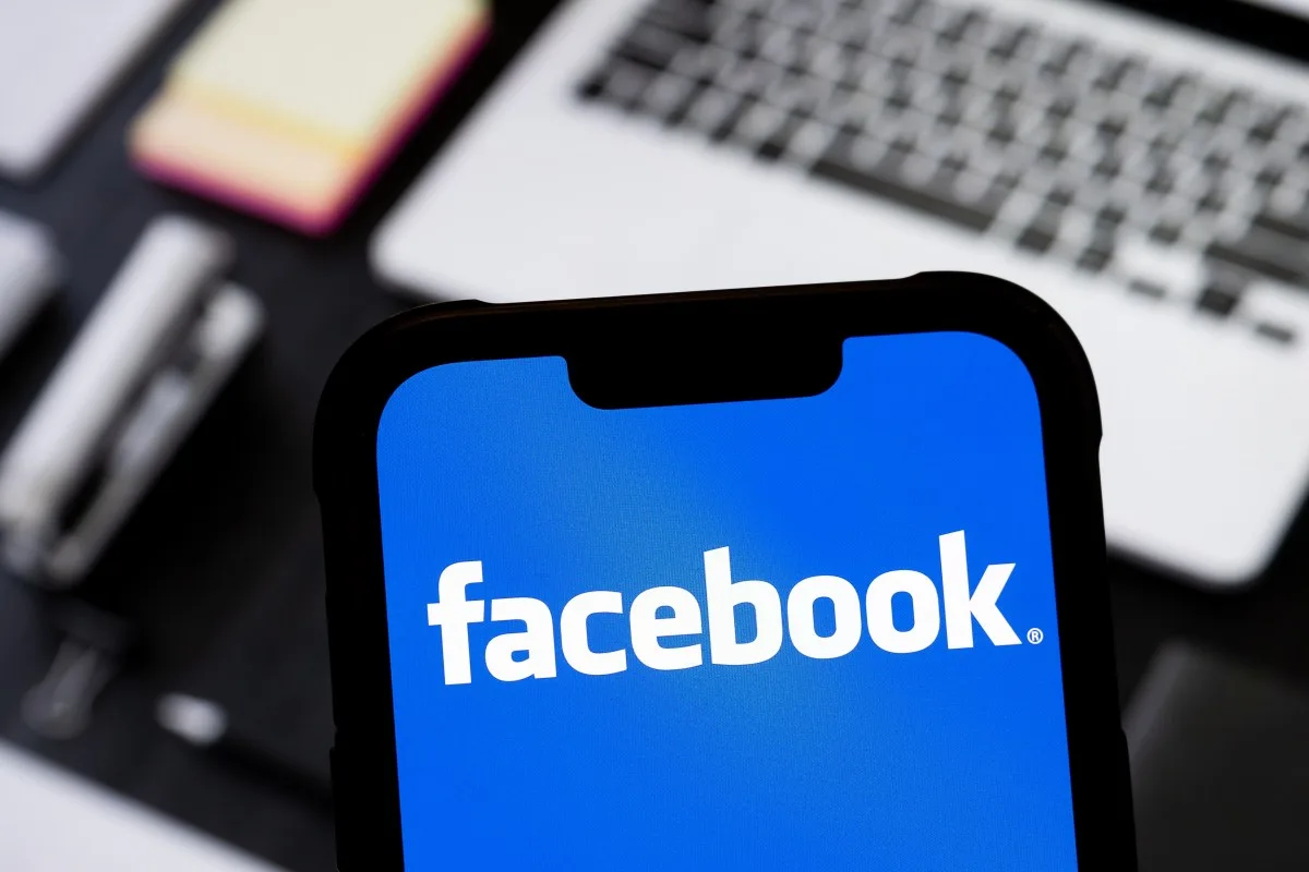 Facebook officially rolls out its stand-alone Creator Studio app with AI tools for creators