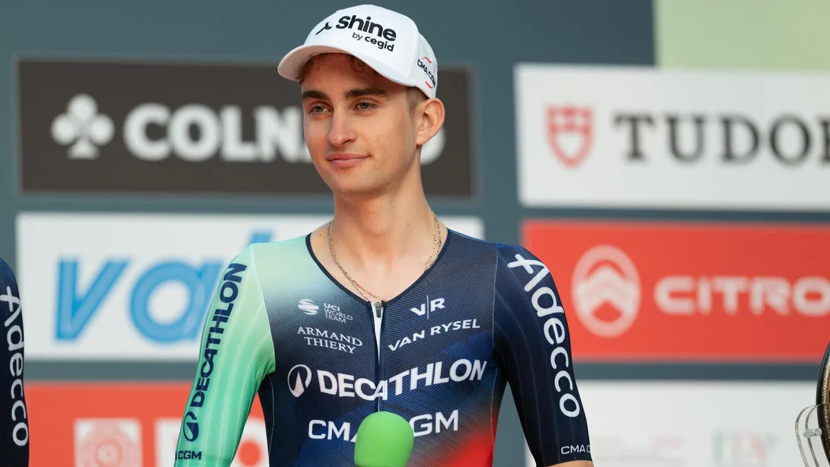 À 20 ans, Paul Seixas remporte le Tour de Lombardie 2026, premier « Monument » de sa carrière