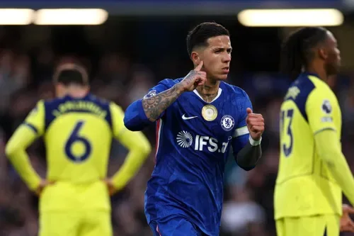 Manchester City chase Enzo Fernandez, Arsenal eye Alvarez